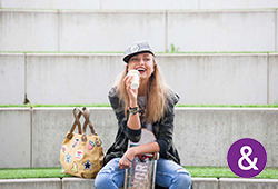 FashionExtras-B2B-inkoopcentrum-trend-zomer-2018-streetstyle-FloraTradeParc_tumpnail2.jpg
